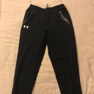 Boys under Armour  pants size L